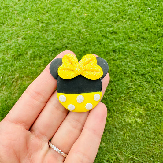 Ready to ship yellow mouse